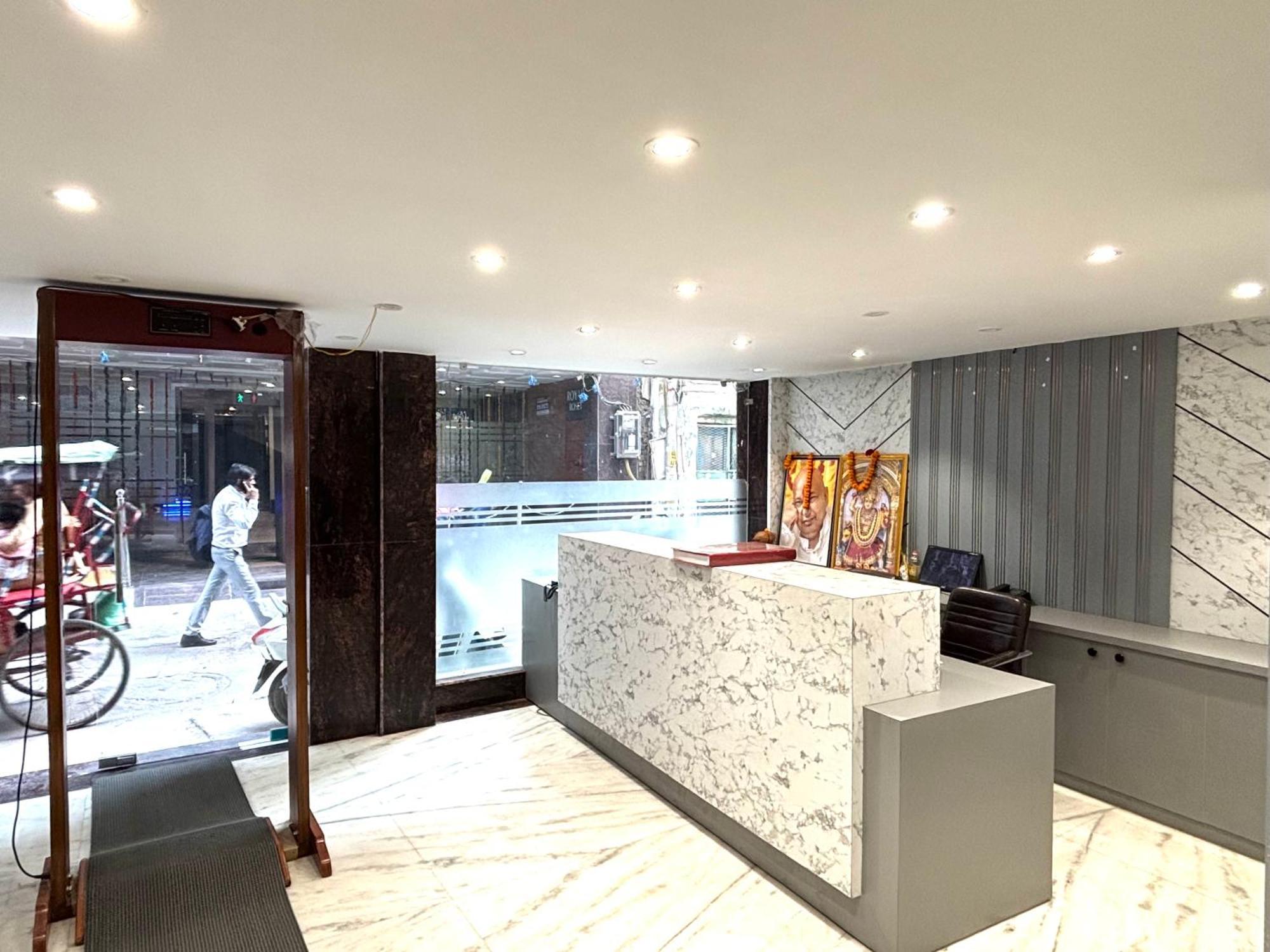 Cg Internationl By Sweet Guest House Nova Deli Exterior foto